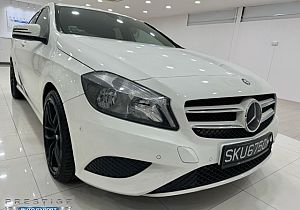 Mercedes Benz A180 R17 LED 2015 White Revcam